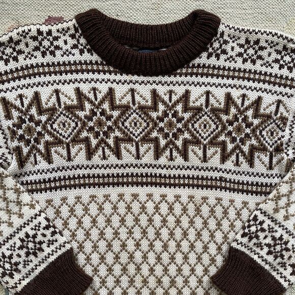 Vintage Dale Of Norway Sweater 100% Wool Size 44 Large Brown Pattern Crewneck - Picture 1 of 9
